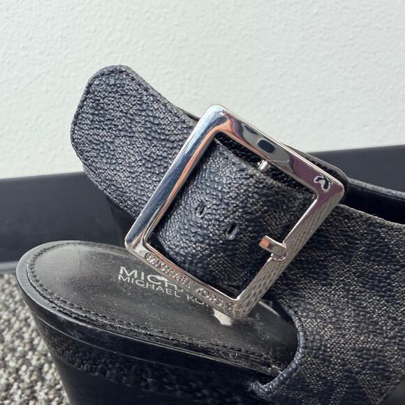 Michael Kors Women's Black T-Strap Slingback Buckle Platform Sandals Size 9.5 - Picture 5 of 8